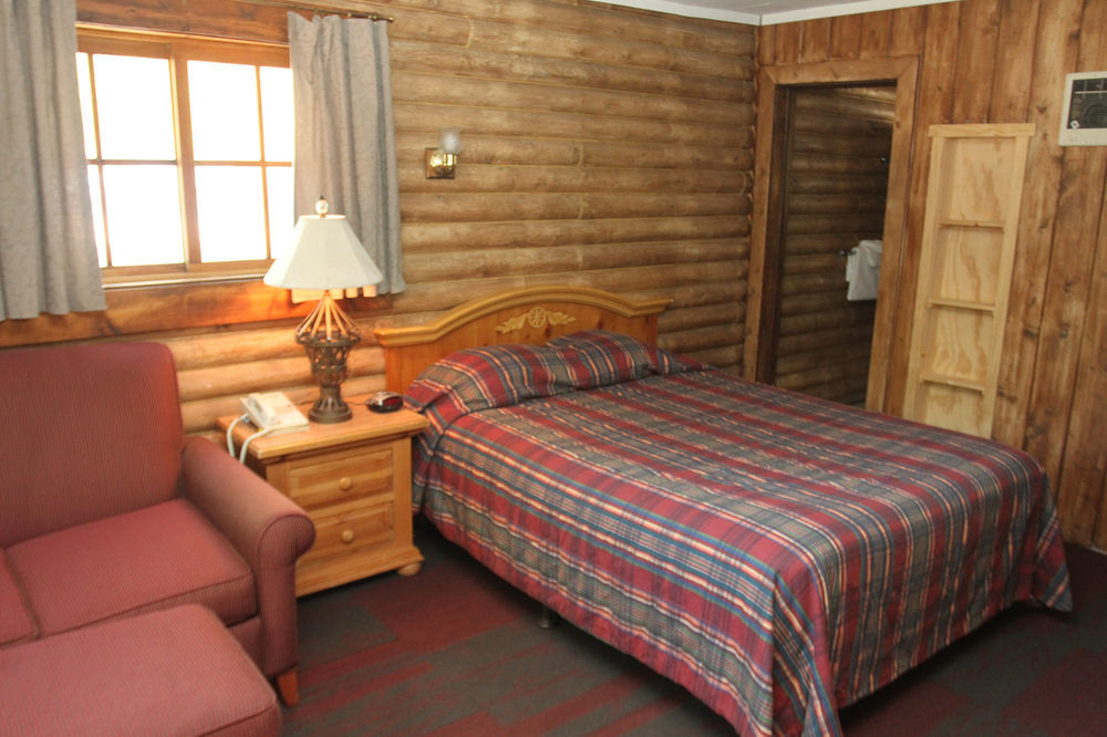 Island Acres Resort Motel 거니슨 외부 사진